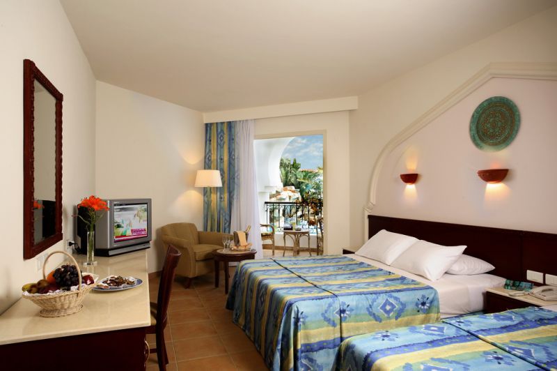 Baron Palms Resort 5